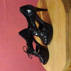 Apostrophe,Size 7, Patent leather, lace up, high heel shoes
